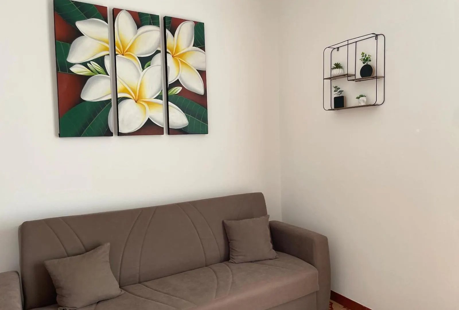 Water Lily Apartment Bardello